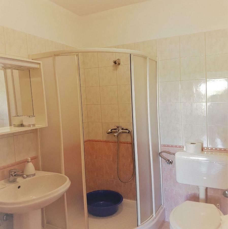 Apartments Vrtlici Stara Novalja Kültér fotó